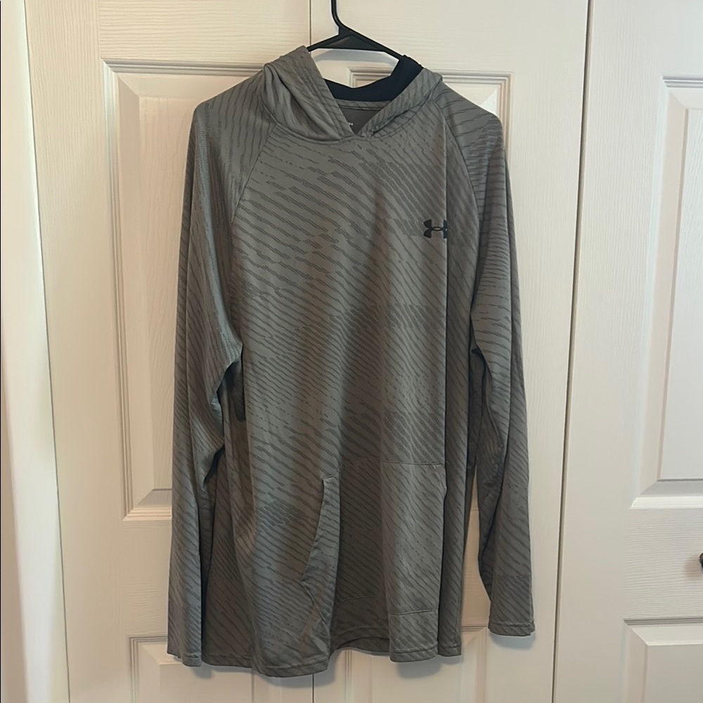 Under Armour HeatGear Gray Hoodie